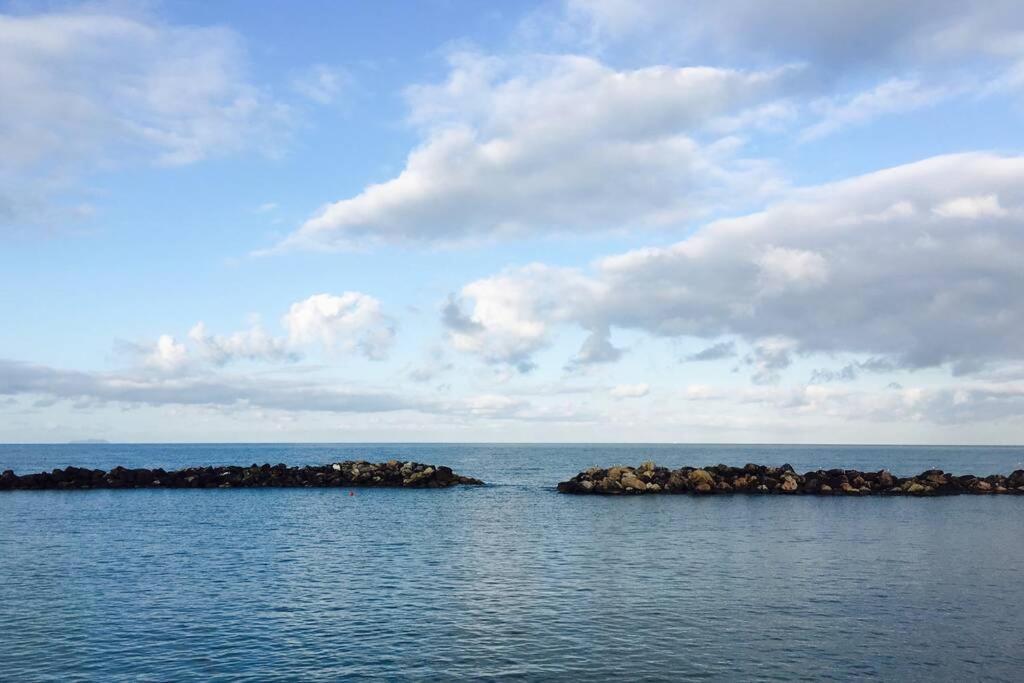 Bilocale Sul Mare Apartment มารินาดิปิซา ภายนอก รูปภาพ